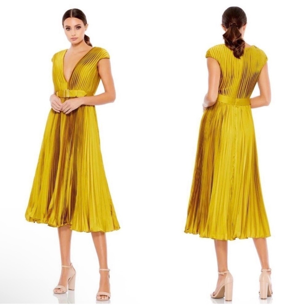 NWT MAC DUGGAL Pleated Cap Sleeve Belted ALine Dress 26483 Chartreuse Sz 8 $338